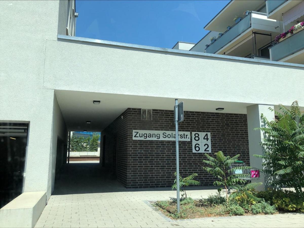 Moderne Alpenblick Apartment Friedrichshafen Exteriör bild